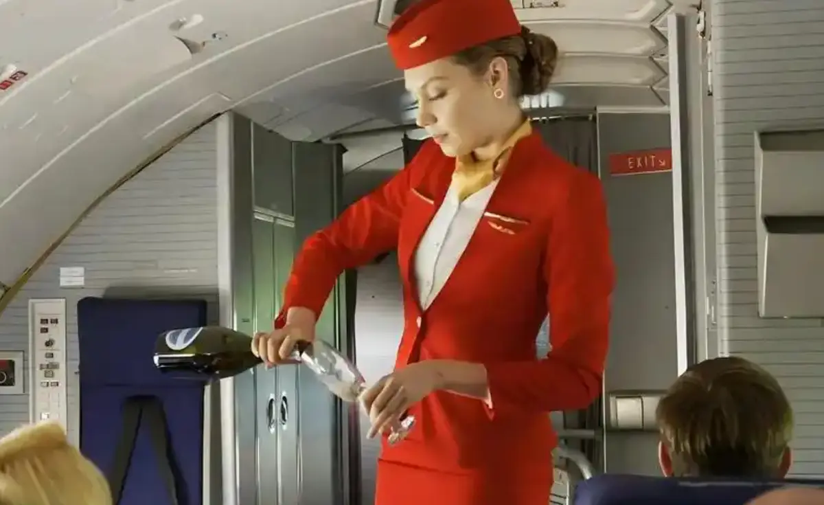 《法国空乘4》资源下载-法版高清全集完整版免费在线观看-法国空乘4未删减4K画质-无广告播放